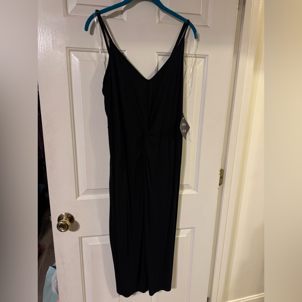 2x midi dress with thin shoulder straps and rouching